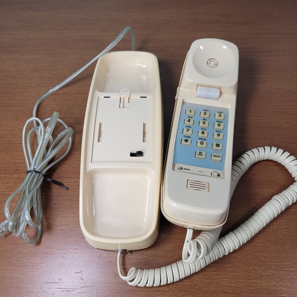 AT&T Trimline 210 VTG Phone Yellow Touch Tone Pulse Push Button Wall Works! - Picture 6 of 11